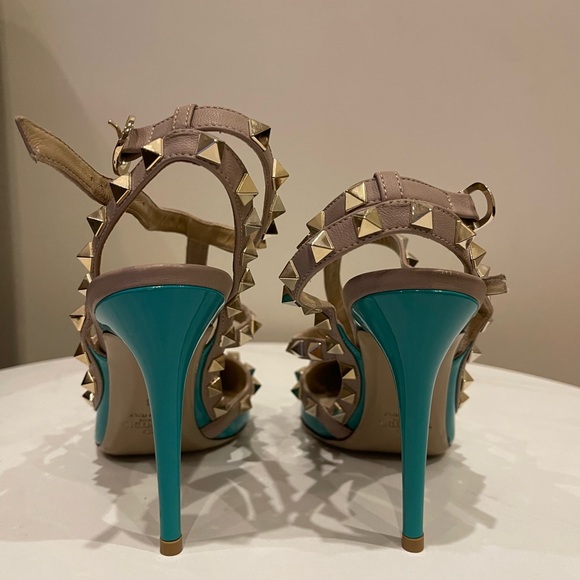 Valentino Garavani Rockstud 100mm Slingback High-Heel Pumps Size 36 - Picture 3 of 5